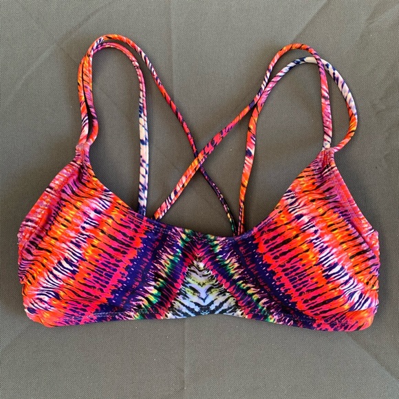 Beautiful Bathing Suit Top - Picture 1 of 4